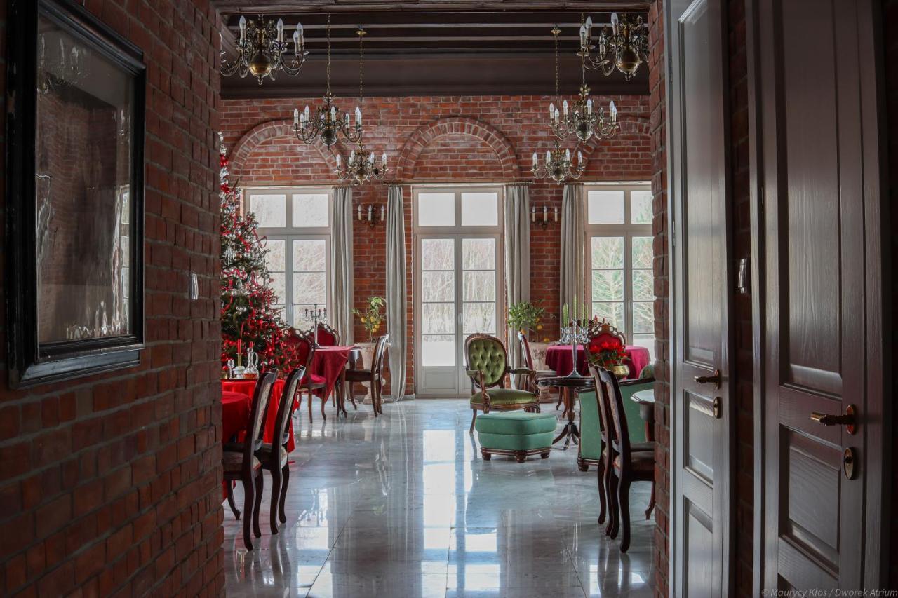 Dworek Atrium โทมาสโชว ลูเบลสกี ภายนอก รูปภาพ